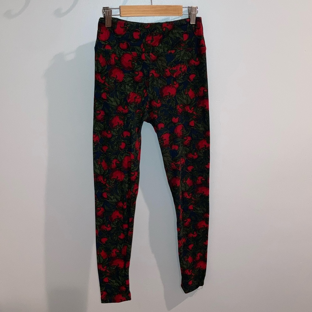 2/$15 🍅 LuLaRoe leggings 🍅 OS